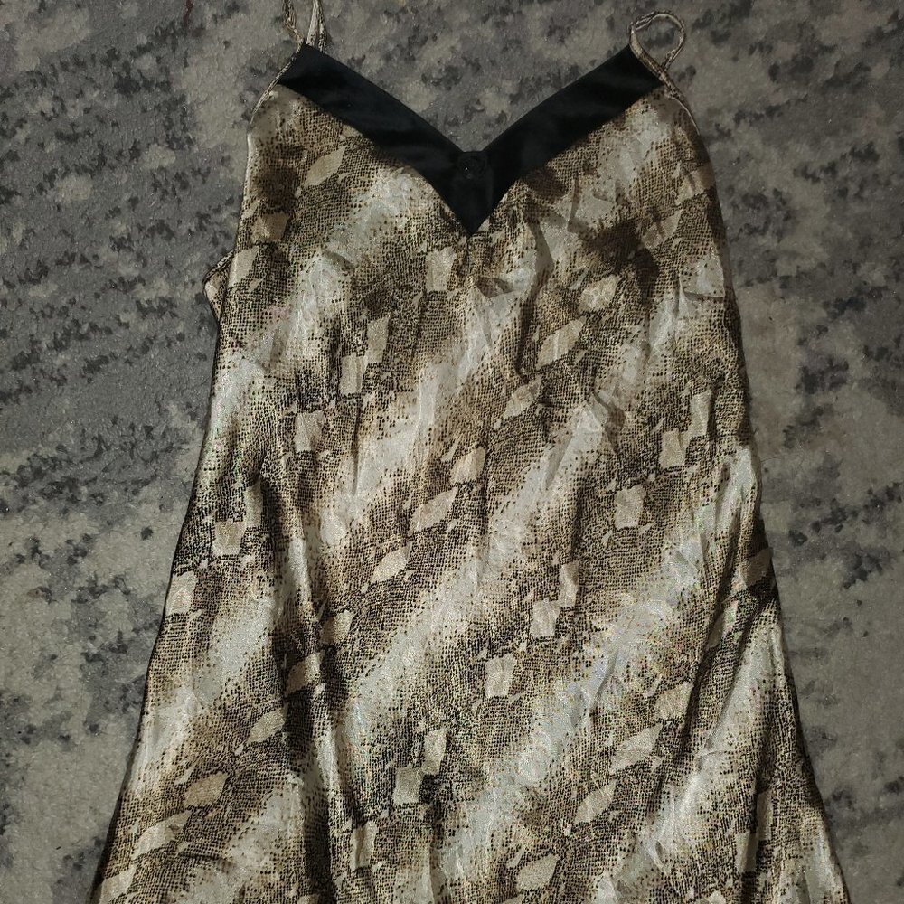 VTG Cinema Exoile Natural Tones Nightgown || Med || EUC